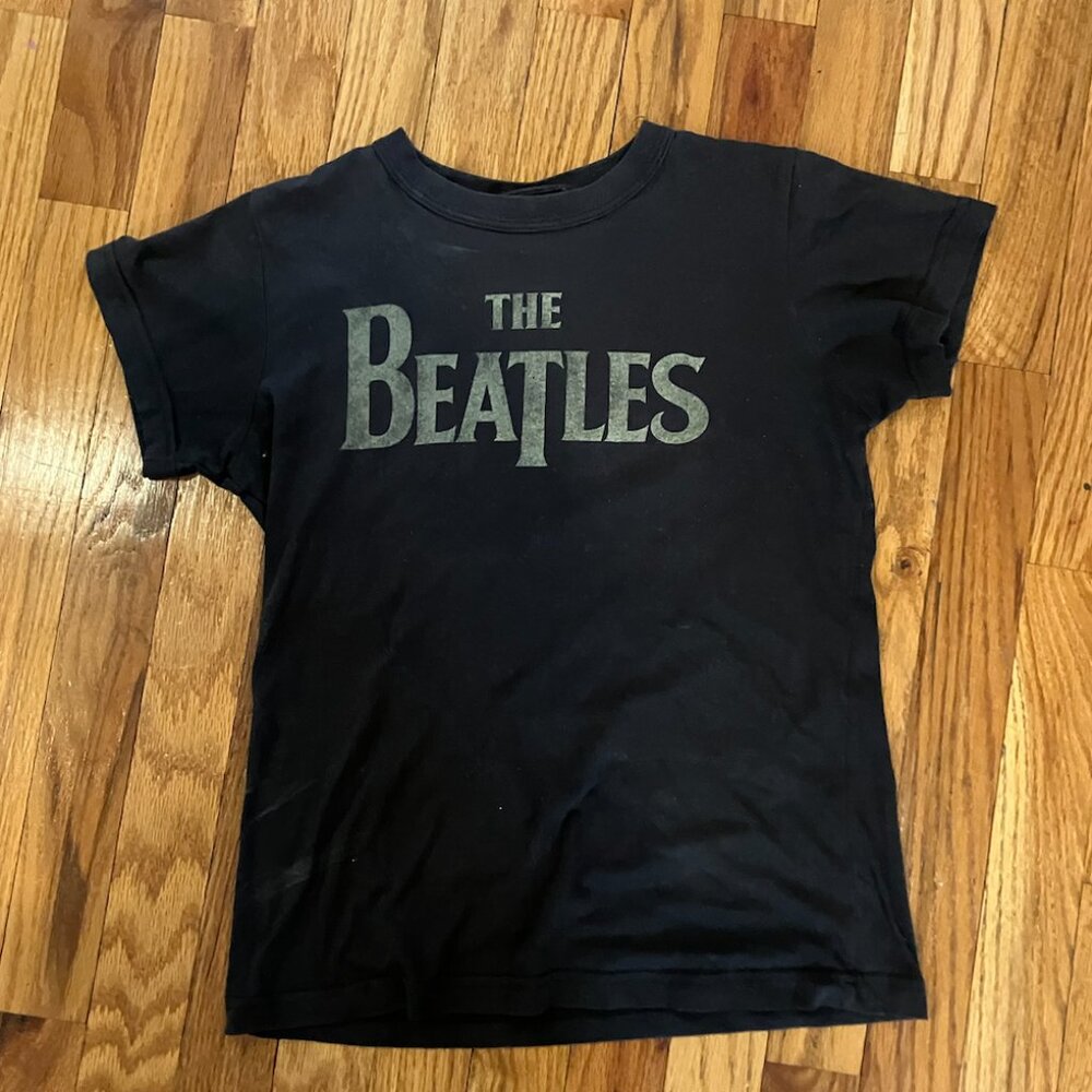 2005 Vintage Junk Food Clothing  Beatles T-Shirt